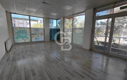 Cadde Üzeri Köşe Konum | Bahçeli Kurumsal Kiralık Dükkan
