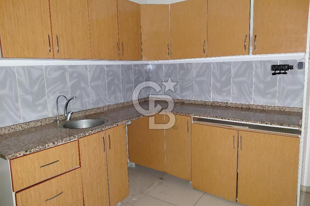 Cadde Üzeri Köşe Konum | Bahçeli Kurumsal Kiralık Dükkan