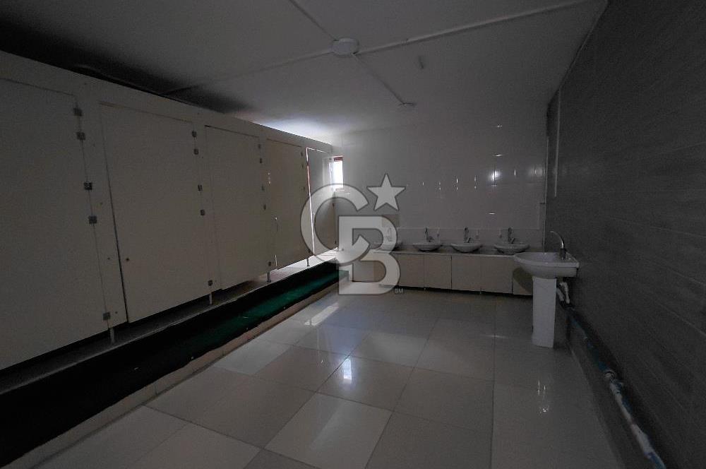 Cadde Üzeri Köşe Konum | Bahçeli Kurumsal Kiralık Dükkan