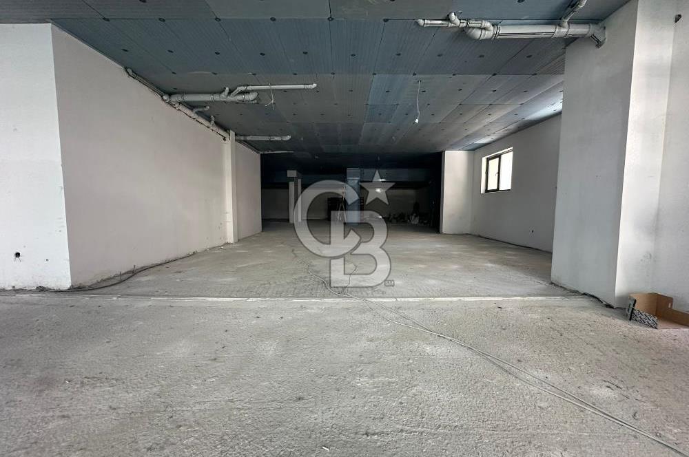 Market, Showroom, Kurumsal Firmalara Uygun 600M2 Kiralık Dükkan