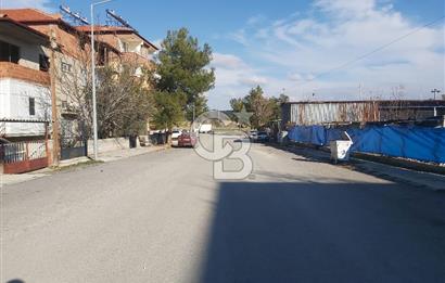 Afyon-Dazkırı Yeniyol Mah.de Merkeze Yakın Satılık Ev ve Arsası