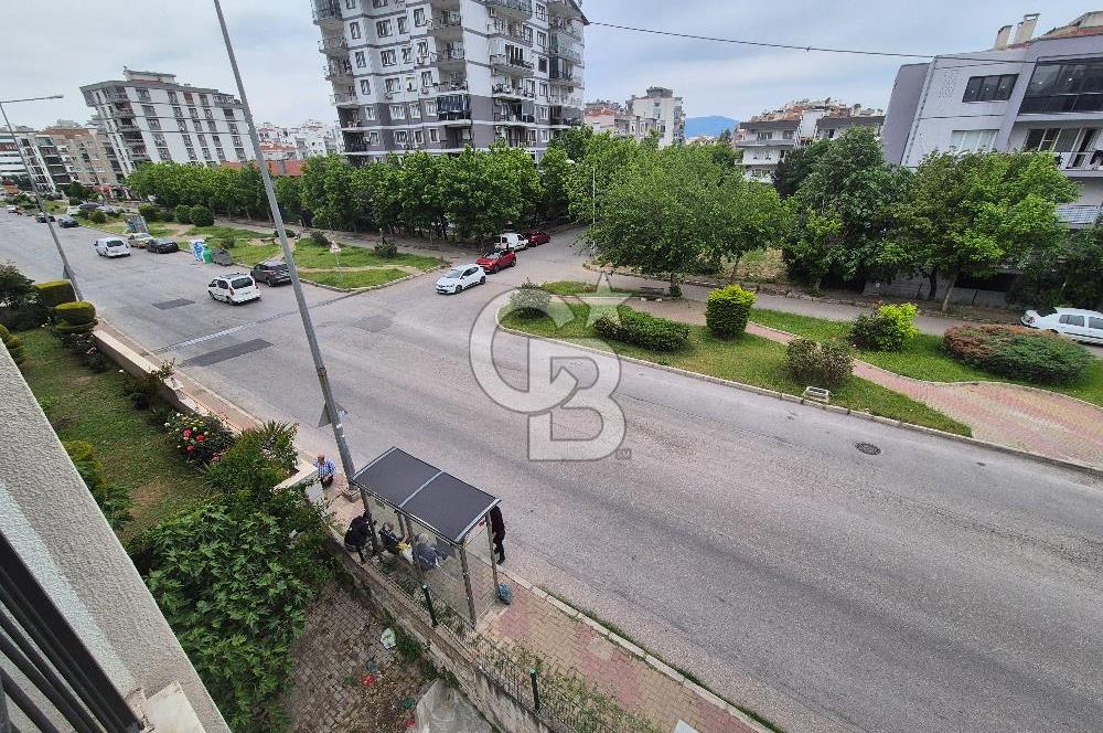 İZMİR ÇİĞLİ ATAŞEHİR MAHALLESİ’NDE EŞYALI KİRALIK 3+1 DAİRE