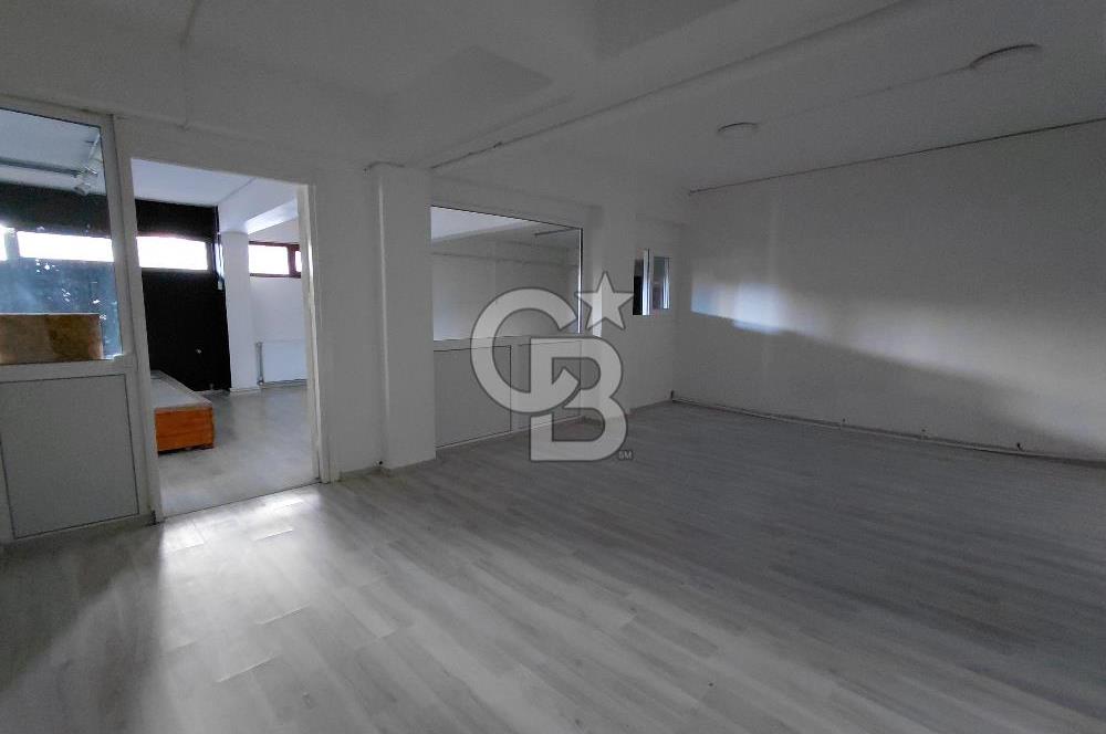 Cadde Üzeri Köşe Konum | Bahçeli Kurumsal Kiralık Dükkan