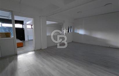 Cadde Üzeri Köşe Konum | Bahçeli Kurumsal Kiralık Dükkan