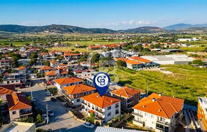 Foça Kazım Dirik Mah. Satılık Kapalı Mutfaklı 2+1 Daire