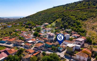 Foça Ilıpınar'da Satılık Kargir Ev ve Arsa