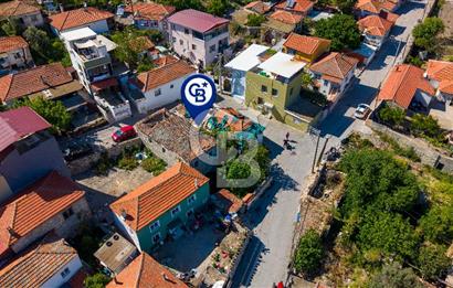 Foça Ilıpınar'da Satılık Kargir Ev ve Arsa