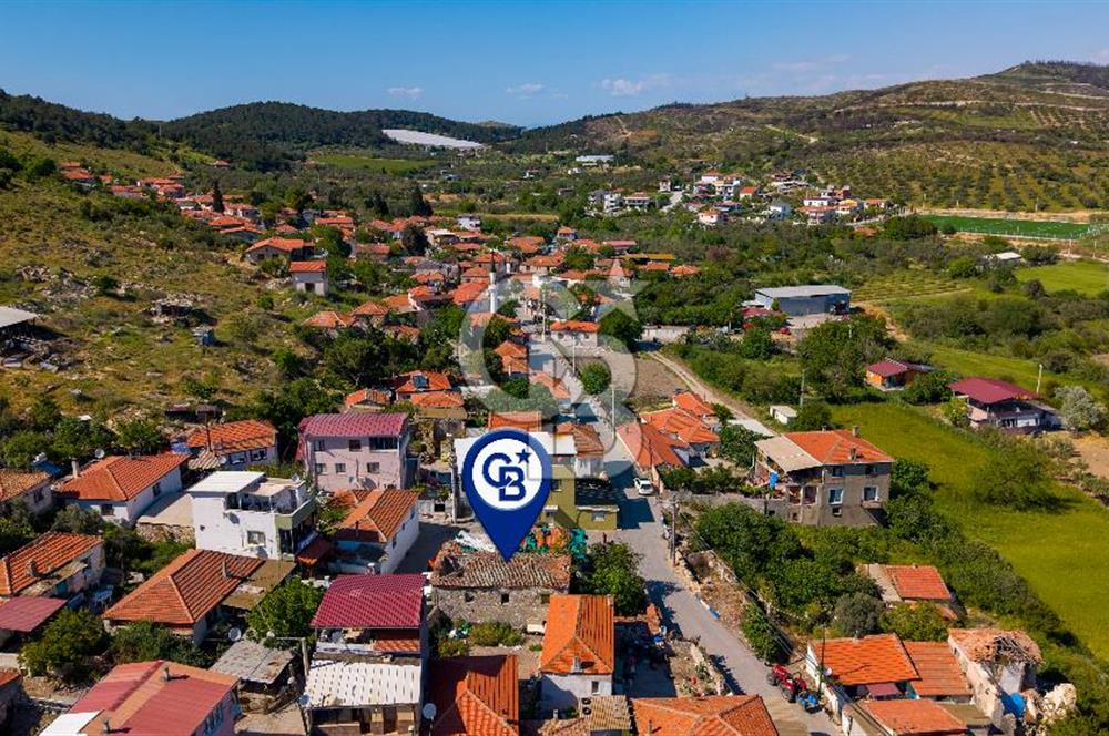 Foça Ilıpınar'da Satılık Kargir Ev ve Arsa
