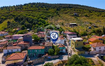 Foça Ilıpınar'da Satılık Kargir Ev ve Arsa