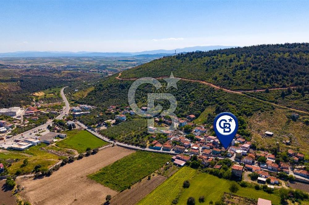 Foça Ilıpınar'da Satılık Kargir Ev ve Arsa