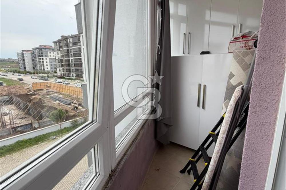 ÇANAKKALE ESENLER MERKEZİ KONUMDA KAPALI MUTFAK GENİŞ 2+1 SATILIK DAİRE
