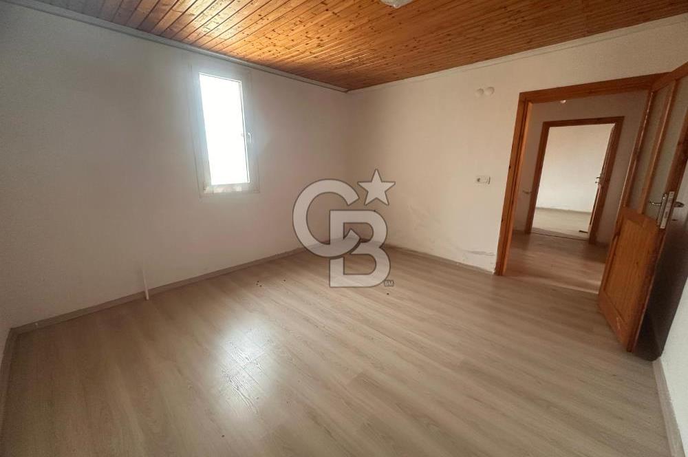 Foça Yenibağarası Mah. Kiralık 2+1 Müstakil Ev
