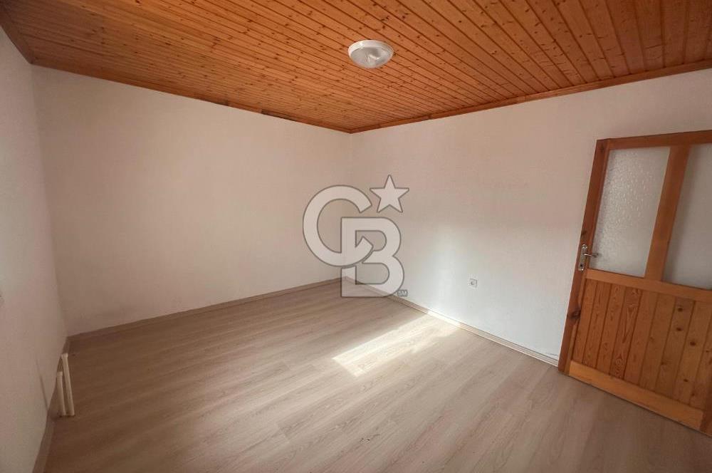 Foça Yenibağarası Mah. Kiralık 2+1 Müstakil Ev