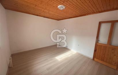 Foça Yenibağarası Mah. Kiralık 2+1 Müstakil Ev