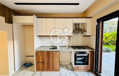 Yenifoça Cumhuriyet Mah. Kiralık Müstakil Bahçeli 6+1 Villa