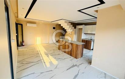 Yenifoça Cumhuriyet Mah. Kiralık Müstakil Bahçeli 6+1 Villa