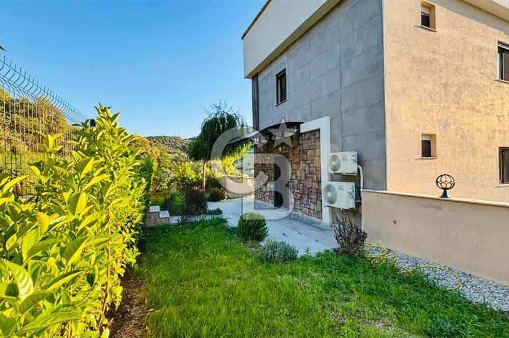 Yenifoça Cumhuriyet Mah. Kiralık Müstakil Bahçeli 6+1 Villa
