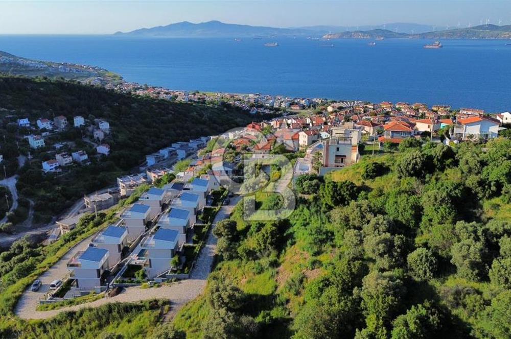 Yenifoça Cumhuriyet Mah. Kiralık Müstakil Bahçeli 6+1 Villa