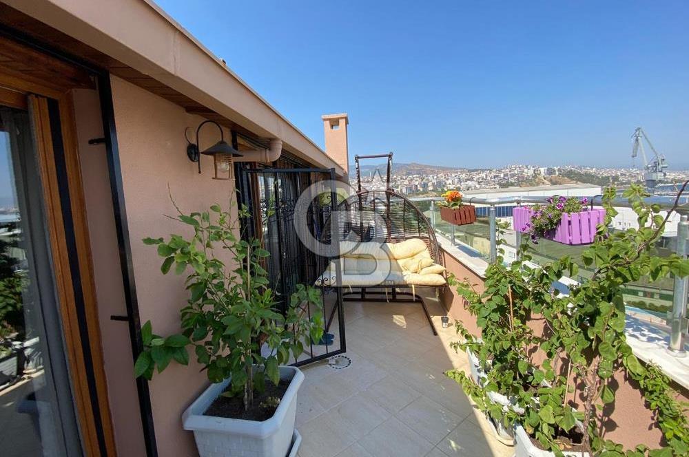 Karşıyaka Tersanede Eşsiz Deniz Manzaralı Kiralık Dubleks Yalı