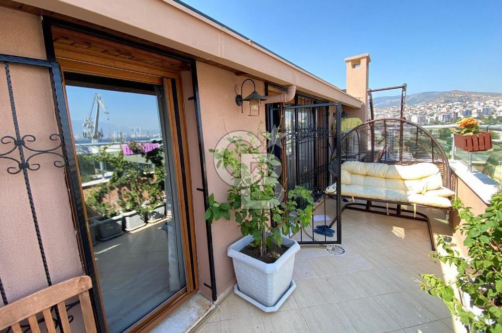 Karşıyaka Tersanede Eşsiz Deniz Manzaralı Kiralık Dubleks Yalı