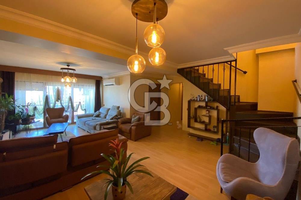 Karşıyaka Tersanede Eşsiz Deniz Manzaralı Kiralık Dubleks Yalı