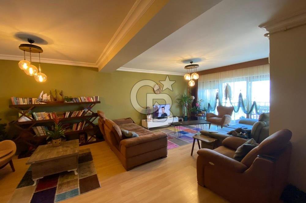 Karşıyaka Tersanede Eşsiz Deniz Manzaralı Kiralık Dubleks Yalı