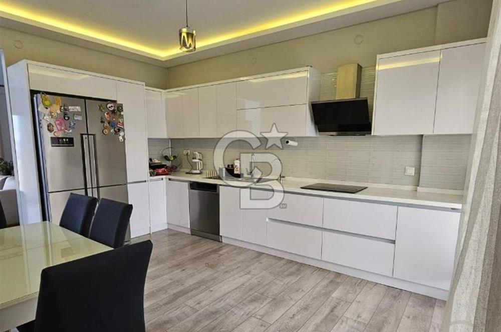 Güzelyurt’un Seçkin Sitesinde 180 m² Loft 3+1 Satılık Daire