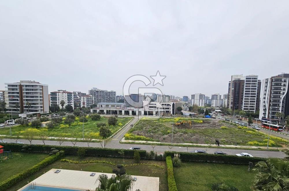 Güzelyurt’un Seçkin Sitesinde 180 m² Loft 3+1 Satılık Daire