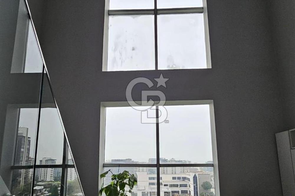 Güzelyurt’un Seçkin Sitesinde 180 m² Loft 3+1 Satılık Daire