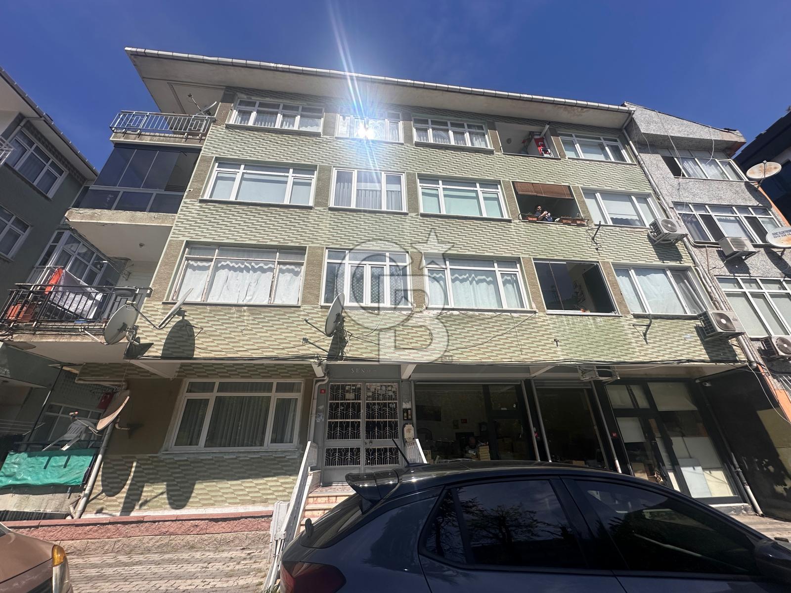 ÜSKÜDAR BOYBEY SOKAKTA PARK KARŞISI KENTSEL DÖNÜŞÜM FIRSATI