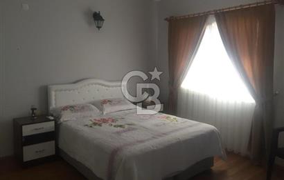 Efeler Mahallesin'de    Mini Carefour Arkası Satılık Bahçeli 3+1 Villa 