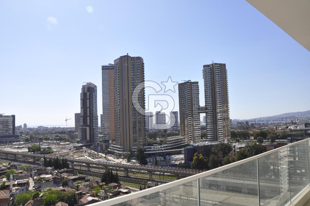 Konak Halkapınar Megapol İzmir'de Deniz Manzaralı 1+1