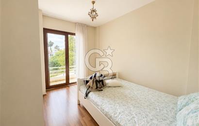 TEKİRDAĞ DENİZKORU SİTESİ'NDE 3+1 SATILIK ÖZEL PLAJLI VİLLA