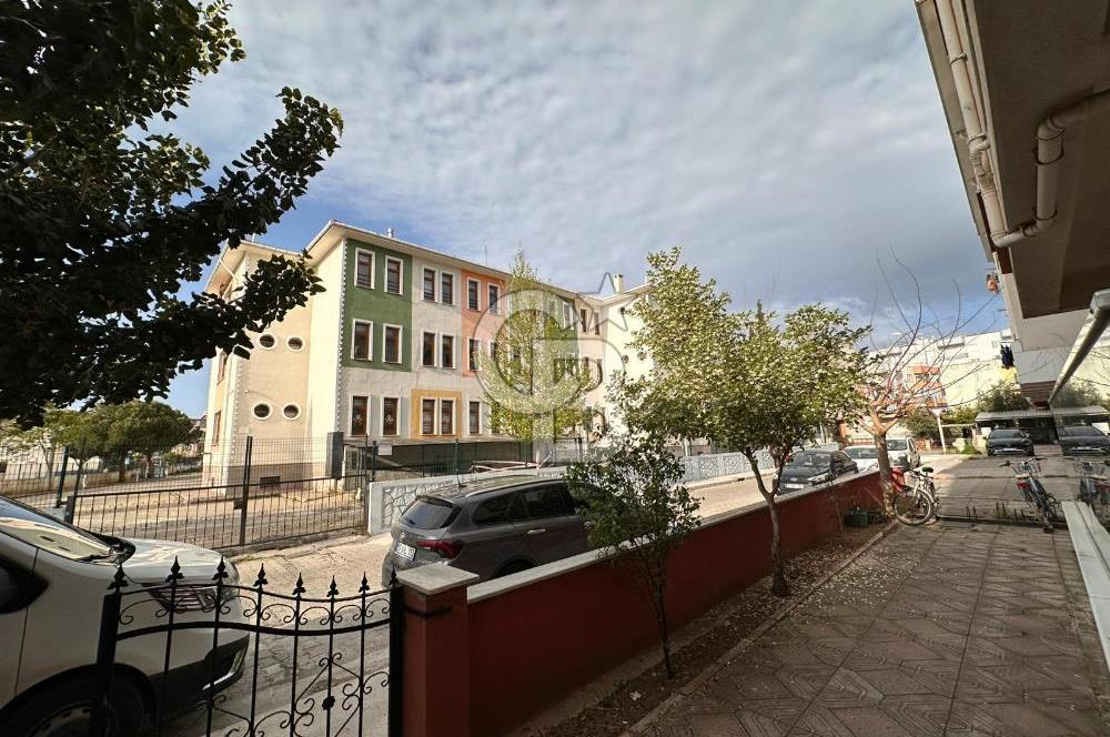 ÇANAKKALE BARBAROS MAHALLESİ’NDE MERKEZİ KONUMDA KİRALIK 1+1 DAİRE