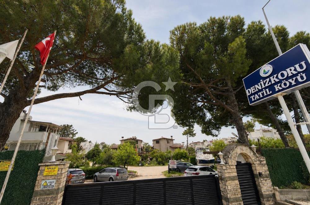 TEKİRDAĞ DENİZKORU SİTESİ'NDE 3+1 SATILIK ÖZEL PLAJLI VİLLA
