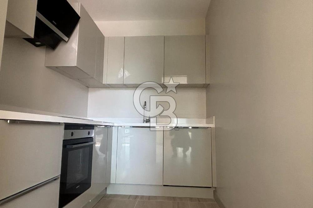 Konak Halkapınar Megapol İzmir'de Deniz Manzaralı 1+1
