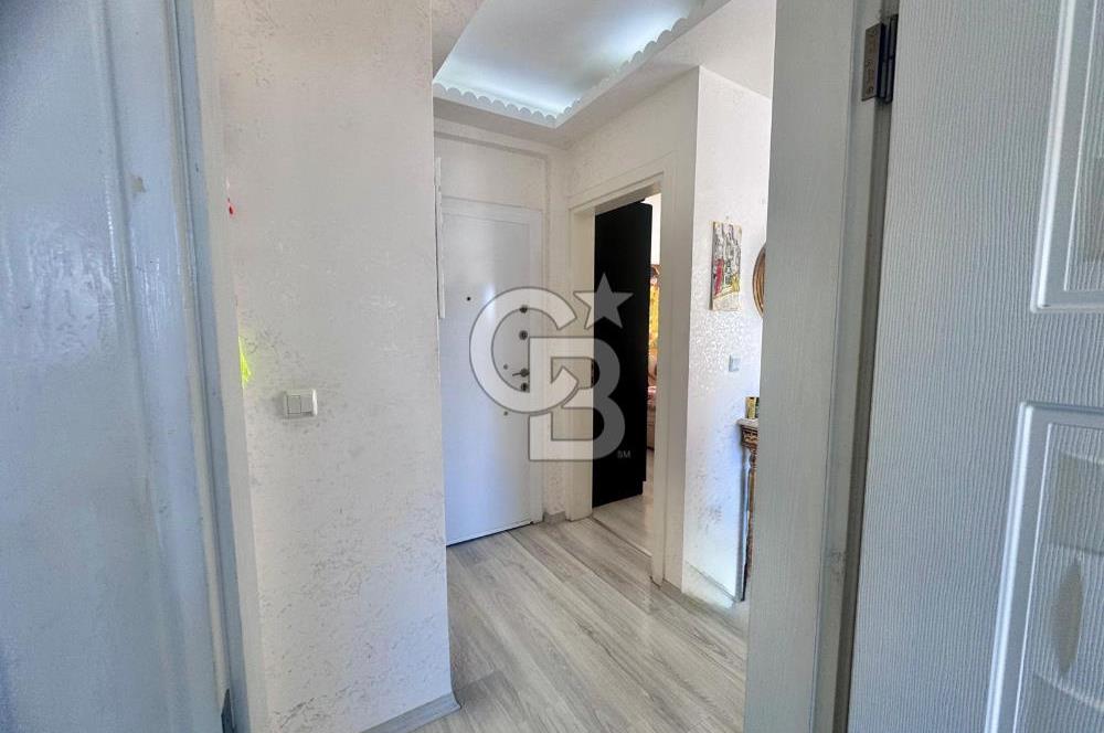 Efeler Mahallesinde  Satılık Ara Kat 2+1  Daire 