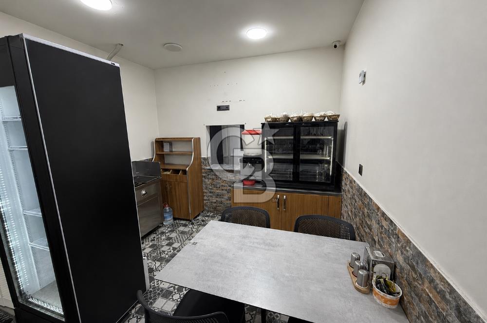 ALSANCAK’TA İŞLEK LOKASYONDA SATILIK BACALI DÜKKAN