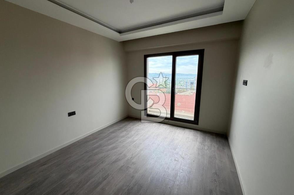 BAŞİSKELE YUVACIK KISMİ DENİZ MANZARALI 2+1 SATILIK  DAİRE