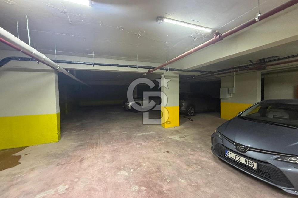 BAŞİSKELE YUVACIK KISMİ DENİZ MANZARALI 2+1 SATILIK  DAİRE