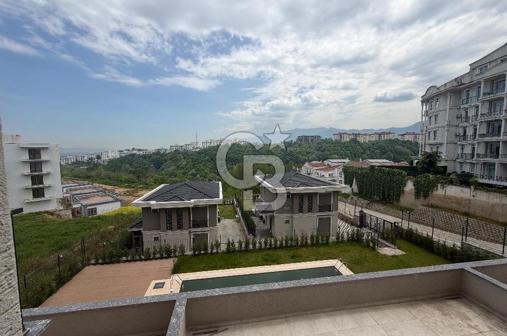 BAŞİSKELE YUVACIK KISMİ DENİZ MANZARALI 2+1 SATILIK  DAİRE
