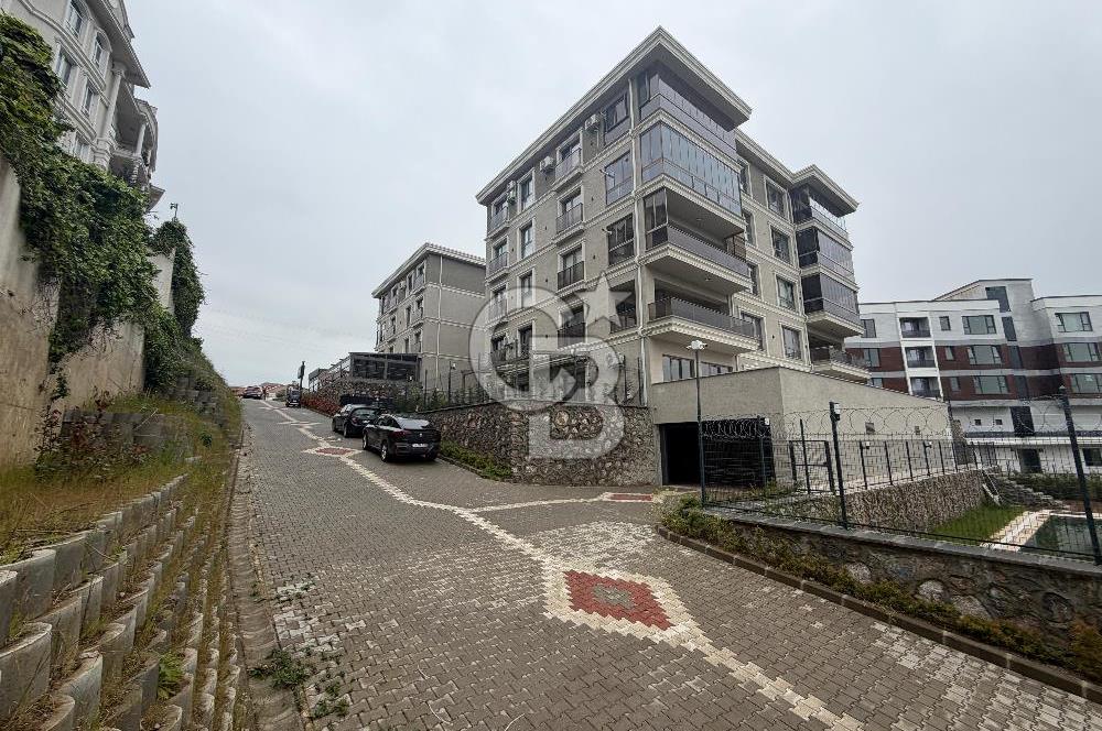 BAŞİSKELE YUVACIK KISMİ DENİZ MANZARALI 2+1 SATILIK  DAİRE