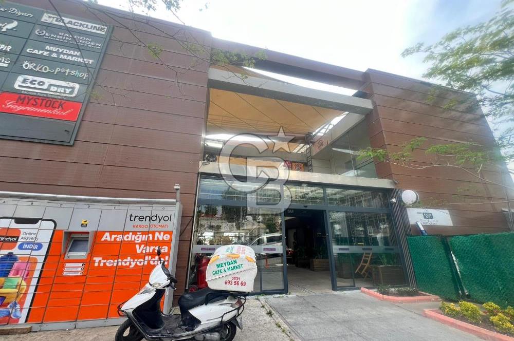 Siesta Meydan AVM'de 76m2 Kiralık Dükkan