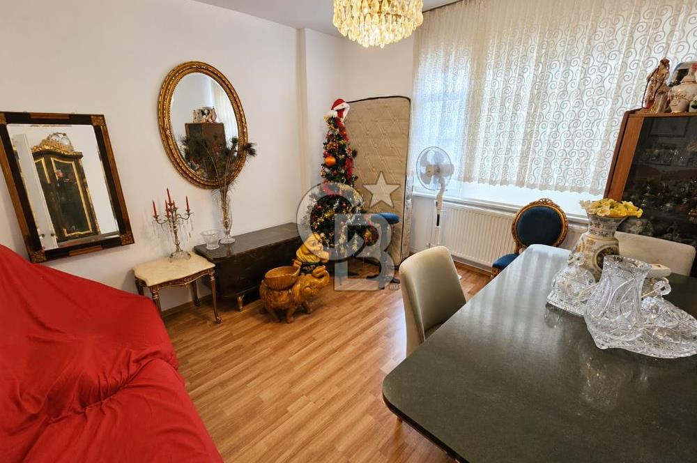 Kartal Esentepe'de Kentsel Dönüşüme Uygun Satılık 2+1 Daire
