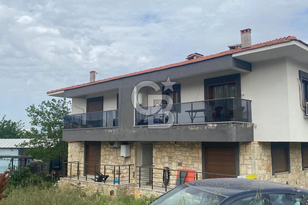 FOÇA YENİBAĞARASI'NDA EŞYALI 2+1 AÇIK MUTFAK SATILIK DAİRE 