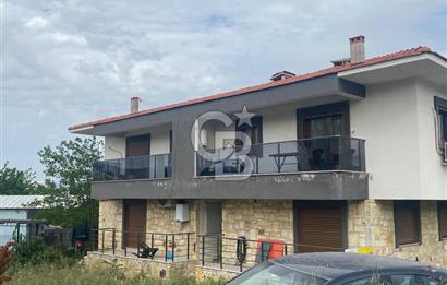FOÇA YENİBAĞARASI'NDA EŞYALI 2+1 AÇIK MUTFAK SATILIK DAİRE 