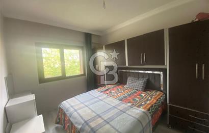 FOÇA YENİBAĞARASI'NDA EŞYALI 2+1 AÇIK MUTFAK SATILIK DAİRE 