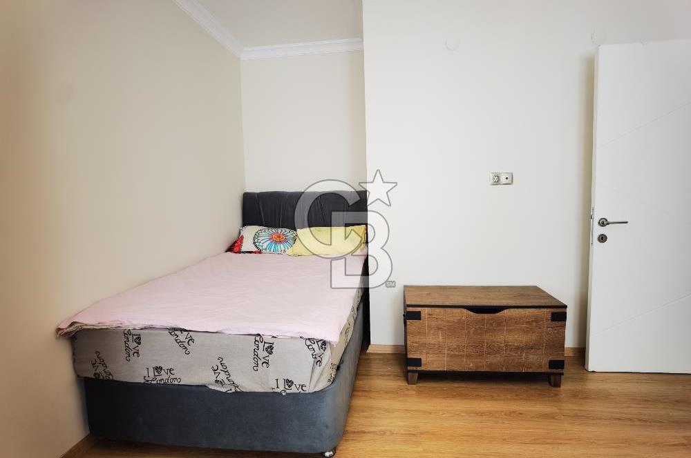 Bornova Küçükpark'ta 2+1 eşyalı kiralık dubleks daire