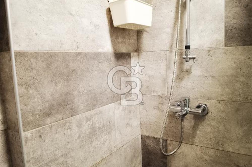 Bornova Küçükpark'ta 2+1 eşyalı kiralık dubleks daire