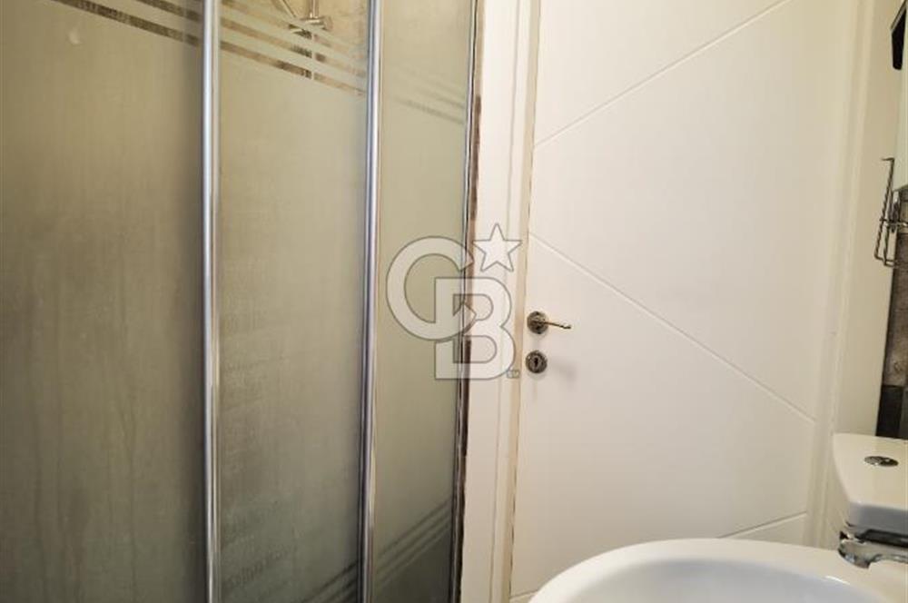 Bornova Küçükpark'ta 2+1 eşyalı kiralık dubleks daire